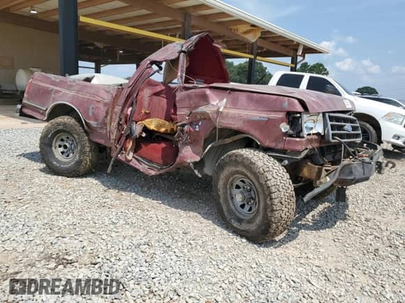 1989 Ford F-150 z VIN 1FTEF14N4KKB37885, wystawiony jako Copart lot #62305815 z przebiegiem 4 243 mil mil oraz Nie do naprawy • Non repairable. Historia ofert i sprzedaży dostępna na DreamBid. Obrazek 4.
