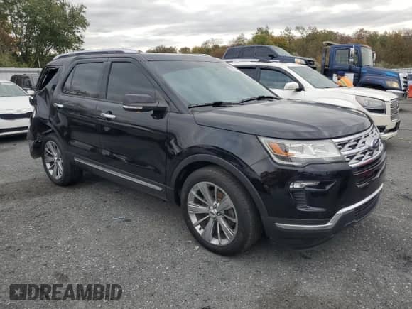 2018 Ford Explorer Limited с VIN 1FM5K8F83JGC16716, выставлен на аукционе Copart как лот 87277445 с пробегом 115 083 миль миль и Списание • Salvage title. История ставок и продаж доступна на DreamBid. Изображение 4.