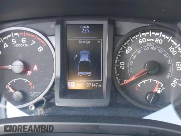 2020 Toyota Tacoma SR с VIN 5TFAX5GN9LX174529, выставлен на аукционе IAAI как лот 43087292 с пробегом 97 147 миль миль и . История ставок и продаж доступна на DreamBid. Изображение 7.