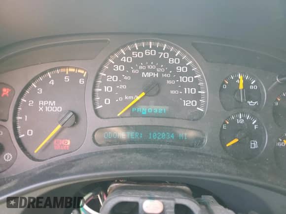 2003 Chevrolet Silverado 2500HD LT3 z VIN 1GCHK23G63F166218, wystawiony jako Copart lot #54987495 z przebiegiem 102 034 mil mil oraz Szkoda całkowita • Salvage title. Historia ofert i sprzedaży dostępna na DreamBid. Obrazek 9.