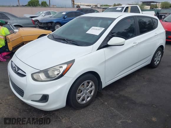 2014 Hyundai Accent GS с VIN KMHCT5AE9EU164113, выставлен на аукционе IAAI как лот 43131217 с пробегом 116 039 миль миль и . История ставок и продаж доступна на DreamBid. Изображение 2.