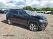 2021 Jeep Compass Latitude with VIN 3C4NJDBB7MT550913, listed as a Copart auction lot 69798575 with 56,228 mi miles and Salvage title. Bid and sale history available at DreamBid. Image 4.
