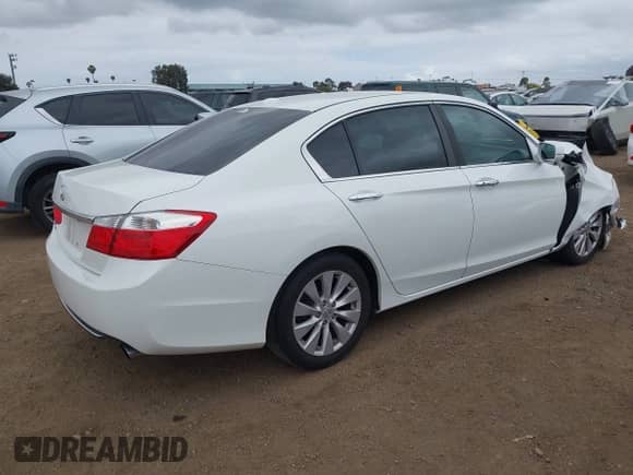 2013 Honda Accord EX-L with VIN 1HGCR2F83DA223548, listed as a IAAI auction lot 42032953 with 77,432 mi miles and . Bid and sale history available at DreamBid. Image 4.