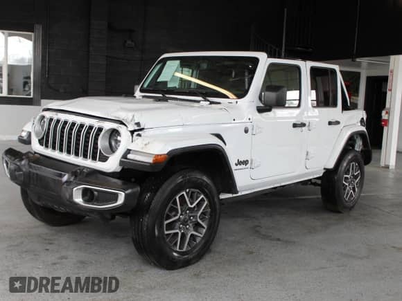 2025 Jeep Wrangler Sahara z VIN 1C4PJXEN1SW606478, wystawiony jako Copart lot #80215925 z przebiegiem 2 588 mil mil oraz Szkoda całkowita • Salvage title. Historia ofert i sprzedaży dostępna na DreamBid. Obrazek 2.