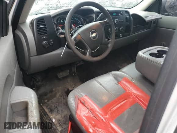 2008 Chevrolet Silverado 2500HD Work Truck with VIN 1GCHC24K78E156195, listed as a Copart auction lot 81745905 with 202,633 mi miles and Salvage title. Bid and sale history available at DreamBid. Image 8.