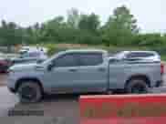 2024 Chevrolet Silverado 1500 Custom Trail Boss z VIN 3GCPDCEK2RG197468, wystawiony jako IAAI lot #42285969 z przebiegiem Nie podano mil oraz . Historia ofert i sprzedaży dostępna na DreamBid. Obrazek 14.