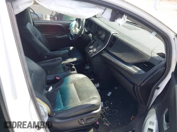 2015 Toyota Sienna SE with VIN 5TDXK3DC2FS621891, listed as a IAAI auction lot 42832318 with 110,420 mi miles and . Bid and sale history available at DreamBid. Image 5.