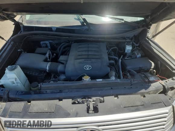 2016 Toyota Tundra Limited z VIN 5TFBY5F11GX538481, wystawiony jako Copart lot #61612545 z przebiegiem 118 938 mil mil oraz Szkoda całkowita • Salvage title. Historia ofert i sprzedaży dostępna na DreamBid. Obrazek 11.