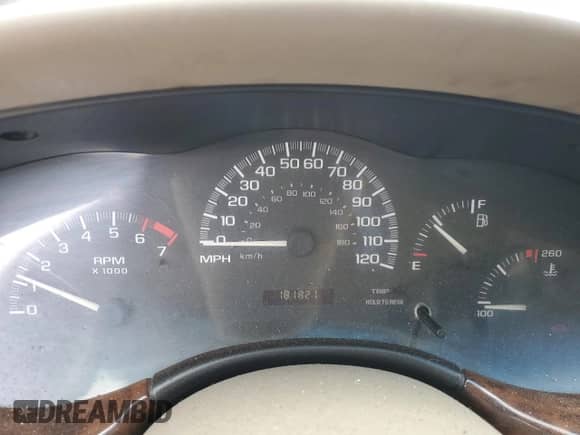 2001 Chevrolet Malibu LS с VIN 1G1NE52J816149354, выставлен на аукционе Copart как лот 70690255 с пробегом 181 821 миль миль и Списание • Salvage title. История ставок и продаж доступна на DreamBid. Изображение 9.