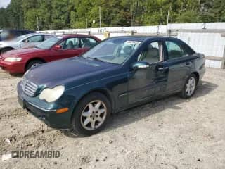 2003 Mercedes-Benz C 240 с VIN WDBRF61J83F332428, выставлен на аукционе Copart как лот 85555765 с пробегом 150 443 миль миль и Списание • Salvage title. История ставок и продаж доступна на DreamBid. Изображение 1.