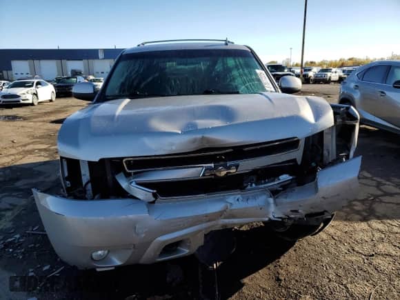 2009 Chevrolet Tahoe 2LT с VIN 1GNFK23029R240789, выставлен на аукционе Copart как лот 87077225 с пробегом 174 697 миль миль и Чистый • Clean title. История ставок и продаж доступна на DreamBid. Изображение 5.