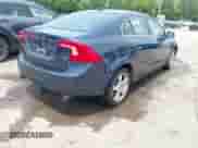 2013 Volvo S60 T5 Premier with VIN YV1612FS4D2229331, listed as a IAAI auction lot 42391518 with 147,393 mi miles and . Bid and sale history available at DreamBid. Image 4.