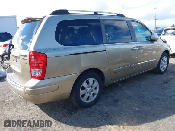 2007 Hyundai Entourage GLS с VIN KNDMC233276021224, выставлен на аукционе IAAI как лот 41823199 с пробегом 149 535 миль миль и . История ставок и продаж доступна на DreamBid. Изображение 4.