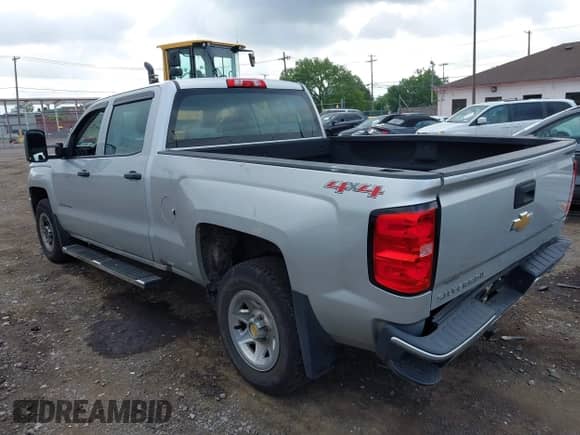 2017 Chevrolet Silverado 1500 Work Truck z VIN 3GCUKNEC8HG515623, wystawiony jako IAAI lot #42752210 z przebiegiem 166 066 mil mil oraz . Historia ofert i sprzedaży dostępna na DreamBid. Obrazek 3.