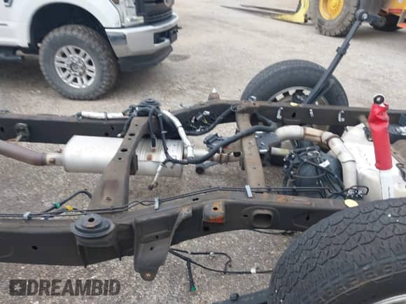 2021 Chevrolet Silverado 1500 LTZ with VIN 1GCUYGEL2MZ295805, listed as a IAAI auction lot 41581871 with Not provided miles and . Bid and sale history available at DreamBid. Image 5.