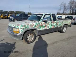 1995 Dodge Dakota с VIN 1B7GL23X7SS250840, выставлен на аукционе Copart как лот 87114384 с пробегом 123 860 миль миль и Чистый • Clean title. История ставок и продаж доступна на DreamBid. Изображение 1.
