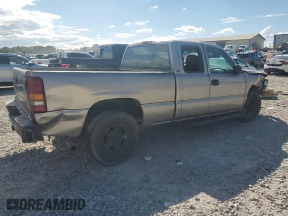 2000 Chevrolet Silverado 1500 LS z VIN 1GCEC19V4YZ183931, wystawiony jako Copart lot #67812565 z przebiegiem 252 696 mil mil oraz Szkoda całkowita • Salvage title. Historia ofert i sprzedaży dostępna na DreamBid. Obrazek 3.