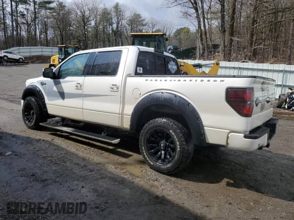 2012 Ford F-150 Lariat z VIN 1FTFW1E64CFB90284, wystawiony jako Copart lot #50325615 z przebiegiem 208 499 mil mil oraz Szkoda całkowita • Salvage title. Historia ofert i sprzedaży dostępna na DreamBid. Obrazek 2.