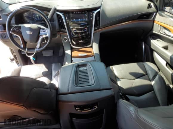 2020 Cadillac Escalade with VIN 1GYS4GKJ7LR270994, listed as a Copart auction lot 58999445 with 164,878 mi miles and Salvage title. Bid and sale history available at DreamBid. Image 8.