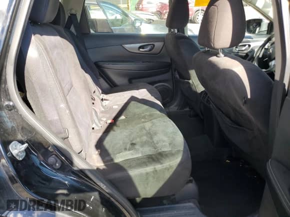 2015 Nissan Rogue SV z VIN KNMAT2MV7FP538174, wystawiony jako Copart lot #89620025 z przebiegiem 145 811 mil mil oraz Szkoda całkowita • Salvage title. Historia ofert i sprzedaży dostępna na DreamBid. Obrazek 11.