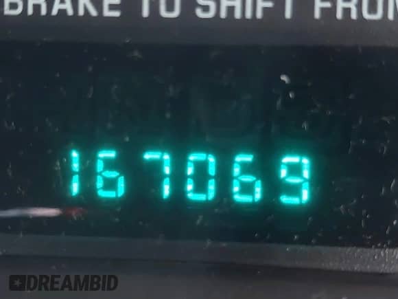 2000 Chevrolet Silverado 1500 z VIN 1GCEC14W6YZ361158, wystawiony jako IAAI lot #41682163 z przebiegiem 167 069 mil mil oraz . Historia ofert i sprzedaży dostępna na DreamBid. Obrazek 15.