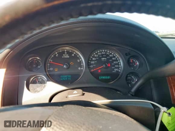2007 Chevrolet Tahoe LTZ с VIN 1GNFC13087J360390, выставлен на аукционе Copart как лот 69802215 с пробегом 140 529 миль миль и Списание • Salvage title. История ставок и продаж доступна на DreamBid. Изображение 9.