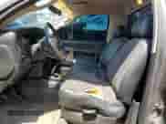 2002 Dodge 1500 z VIN 1D7HA16K92J248300, wystawiony jako Copart lot #60234255 z przebiegiem 236 499 mil mil oraz Szkoda całkowita • Salvage title. Historia ofert i sprzedaży dostępna na DreamBid. Obrazek 7.