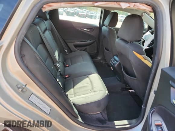 2016 Chevrolet Malibu LT z VIN 1G1ZE5STXGF301579, wystawiony jako Copart lot #84935235 z przebiegiem 94 018 mil mil oraz Szkoda całkowita • Salvage title. Historia ofert i sprzedaży dostępna na DreamBid. Obrazek 10.