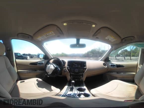 2017 Nissan Pathfinder SL с VIN 5N1DR2MM4HC620937, выставлен на аукционе IAAI как лот 42398932 с пробегом 71 715 миль миль и . История ставок и продаж доступна на DreamBid. Изображение 19.