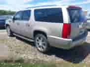 2008 Cadillac Escalade ESV с VIN 1GYFK66828R199980, выставлен на аукционе IAAI как лот 43059964 с пробегом 250 741 миль миль и . История ставок и продаж доступна на DreamBid. Изображение 3.