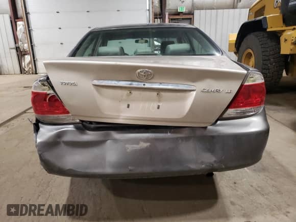 2005 Toyota Camry STD с VIN JTDBE32K853026135, выставлен на аукционе Copart как лот 63873555 с пробегом 206 410 миль миль и Списание • Salvage title. История ставок и продаж доступна на DreamBid. Изображение 6.