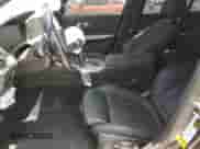 2020 BMW 3 Series M340i z VIN 3MW5U7J01L8B08345, wystawiony jako Copart lot #61428655 z przebiegiem Nie podano mil oraz Szkoda całkowita • Salvage title. Historia ofert i sprzedaży dostępna na DreamBid. Obrazek 7.