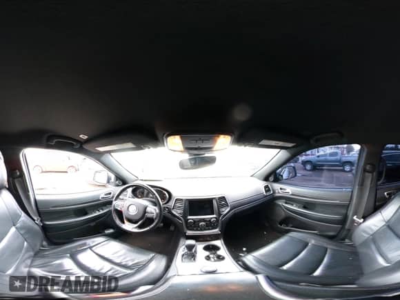 2018 Jeep Grand Cherokee Limited с VIN 1C4RJFBG3JC477345, выставлен на аукционе IAAI как лот 43016269 с пробегом 135 241 миль миль и . История ставок и продаж доступна на DreamBid. Изображение 19.