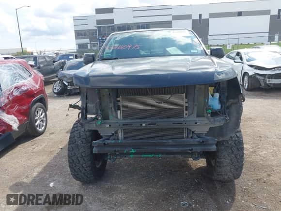 2020 Chevrolet Colorado 4WD LT with VIN 1GCGTCEN5L1188881, listed as a IAAI auction lot 43280975 with 110,192 mi miles and . Bid and sale history available at DreamBid. Image 13.
