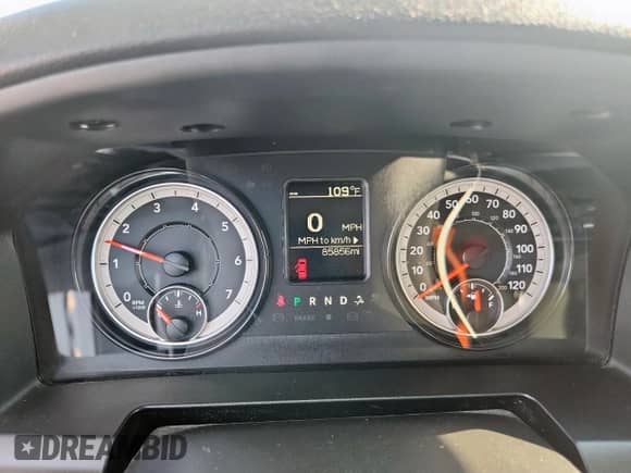 2022 Ram 1500 Tradesman z VIN 1C6RR6FG6NS245439, wystawiony jako Copart lot #69441035 z przebiegiem 85 856 mil mil oraz Szkoda całkowita • Salvage title. Historia ofert i sprzedaży dostępna na DreamBid. Obrazek 9.