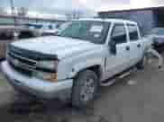 2007 Chevrolet Silverado 1500 LT3 z VIN 2GCEK13Z071118967, wystawiony jako IAAI lot #41677414 z przebiegiem 279 838 mil mil oraz . Historia ofert i sprzedaży dostępna na DreamBid. Obrazek 2.