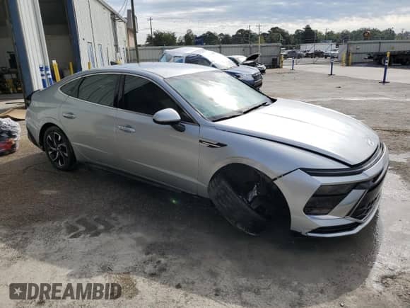 2024 Hyundai Sonata SEL с VIN KMHL64JA6RA367014, выставлен на аукционе Copart как лот 83850565 с пробегом 9 872 миль миль и Чистый • Clean title. История ставок и продаж доступна на DreamBid. Изображение 4.