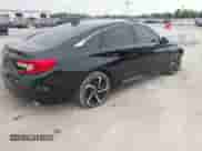 2019 Honda Accord Sport z VIN 1HGCV2F32KA004612, wystawiony jako IAAI lot #42400331 z przebiegiem 33 942 mil mil oraz . Historia ofert i sprzedaży dostępna na DreamBid. Obrazek 4.