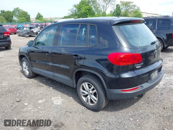 2013 Volkswagen Tiguan SE z VIN WVGAV3AX0DW621305, wystawiony jako IAAI lot #42249707 z przebiegiem 139 500 mil mil oraz . Historia ofert i sprzedaży dostępna na DreamBid. Obrazek 3.