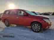 2014 Nissan Pathfinder SV z VIN 5N1AR2MN8EC669355, wystawiony jako Copart lot #70698575 z przebiegiem 245 053 mil mil oraz Szkoda całkowita • Salvage title. Historia ofert i sprzedaży dostępna na DreamBid. Obrazek 4.