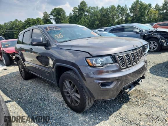 2016 Jeep Grand Cherokee 75th Anniversary with VIN 1C4RJEAG8GC506021, listed as a Copart auction lot 81058595 with 115,544 mi miles and Salvage title. Bid and sale history available at DreamBid. Image 4.