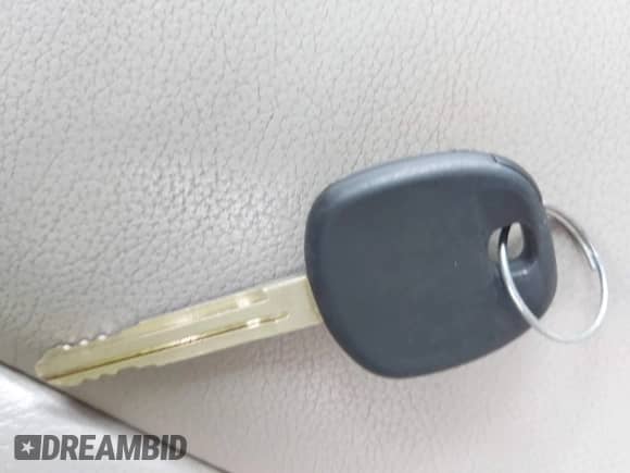 2012 Toyota Sienna XLE с VIN 5TDYK3DC0CS229184, выставлен на аукционе IAAI как лот 43523305 с пробегом 206 407 миль миль и . История ставок и продаж доступна на DreamBid. Изображение 11.