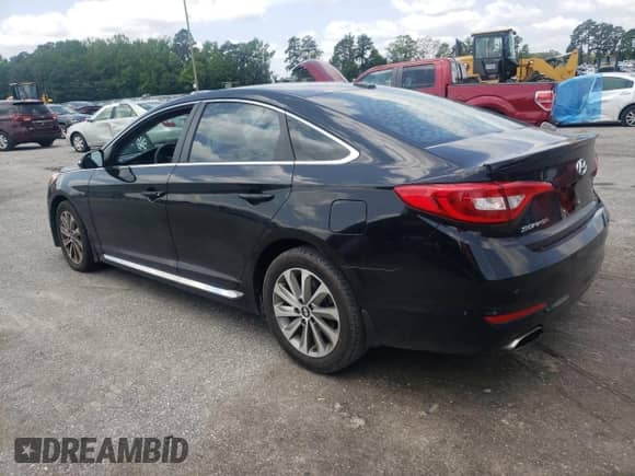 2017 Hyundai Sonata Sport z VIN 5NPE34AF1HH581045, wystawiony jako Copart lot #59892185 z przebiegiem 147 414 mil mil oraz Szkoda całkowita • Salvage title. Historia ofert i sprzedaży dostępna na DreamBid. Obrazek 2.