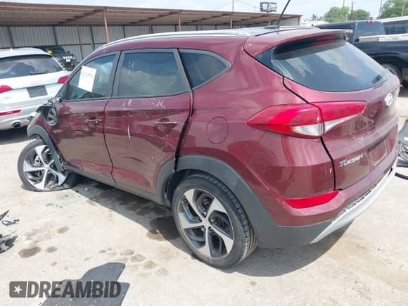2017 Hyundai Tucson Sport с VIN KM8J33A27HU420688, выставлен на аукционе IAAI как лот 42312976 с пробегом 69 725 миль миль и . История ставок и продаж доступна на DreamBid. Изображение 3.