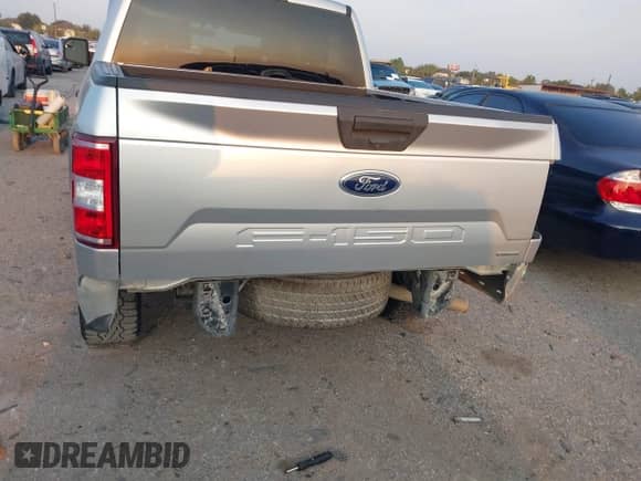 2019 Ford F-150 XLT с VIN 1FTEW1EP7KFD52881, выставлен на аукционе IAAI как лот 43240933 с пробегом 104 747 миль миль и . История ставок и продаж доступна на DreamBid. Изображение 6.