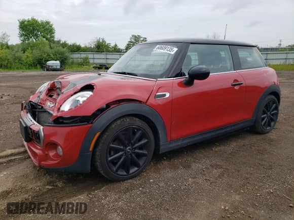 2016 MINI Hardtop S с VIN WMWXP7C57G3B33678, выставлен на аукционе Copart как лот 60609135 с пробегом 84 506 миль миль и Списание • Salvage title. История ставок и продаж доступна на DreamBid. Изображение 1.