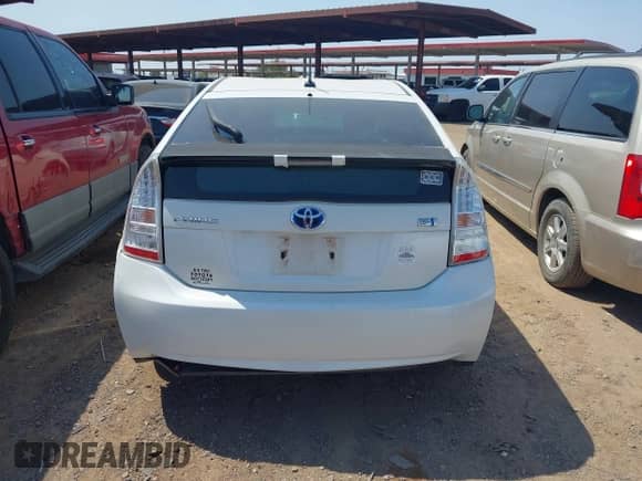2011 Toyota Prius I with VIN JTDKN3DU2B5368730, listed as a IAAI auction lot 42729778 with 206,715 mi miles and . Bid and sale history available at DreamBid. Image 16.