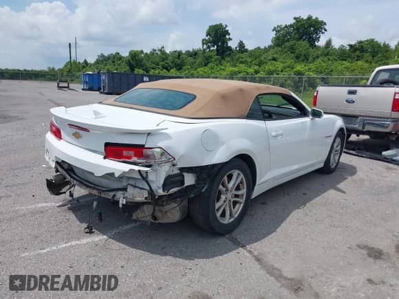 2015 Chevrolet Camaro LT z VIN 2G1FD3D37F9281564, wystawiony jako IAAI lot #42484341 z przebiegiem 140 306 mil mil oraz . Historia ofert i sprzedaży dostępna na DreamBid. Obrazek 4.