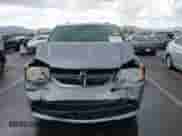 2014 Dodge Grand Caravan SXT z VIN 2C4RDGCG6ER391309, wystawiony jako IAAI lot #43313620 z przebiegiem 136 074 mil mil oraz . Historia ofert i sprzedaży dostępna na DreamBid. Obrazek 12.