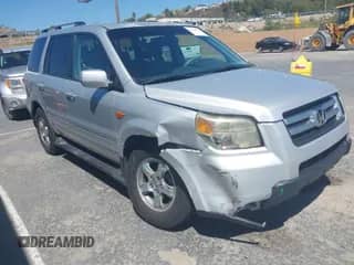 2006 Honda Pilot EX-L z VIN 5FNYF28776B042240, wystawiony jako IAAI lot #41999746 z przebiegiem 205 796 mil mil oraz . Historia ofert i sprzedaży dostępna na DreamBid. Obrazek 1.